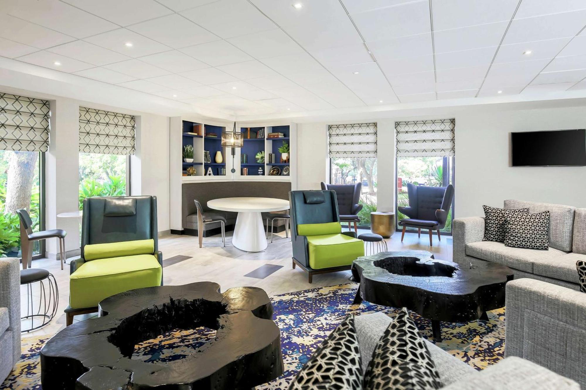 Doubletree By Hilton Austin-University Area Buitenkant foto