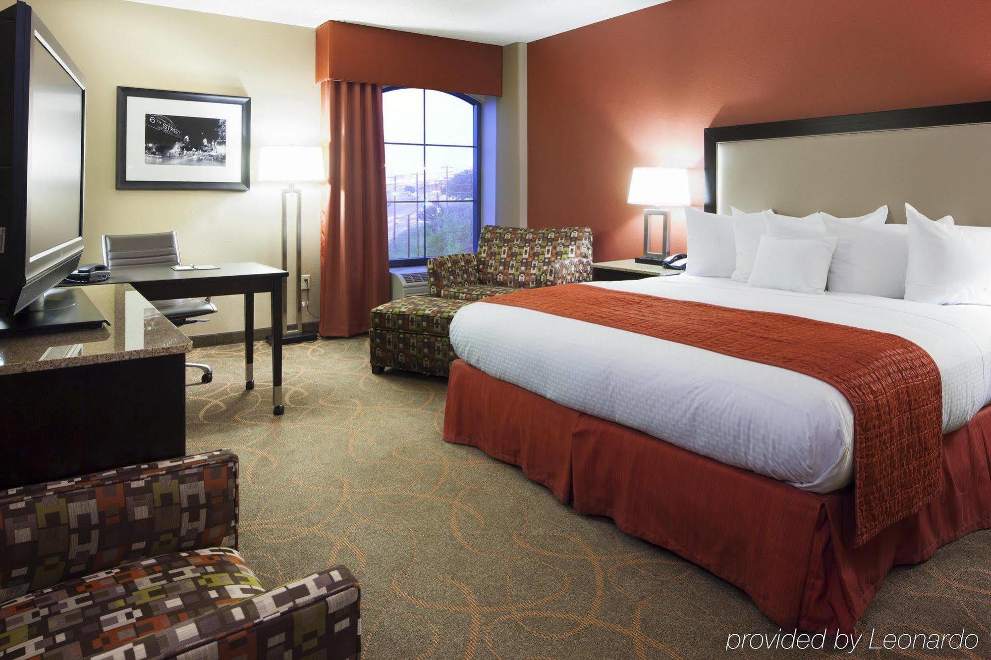 Doubletree By Hilton Austin-University Area Buitenkant foto
